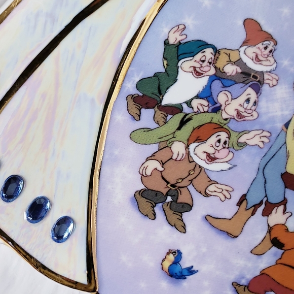 The Bradford Exchange Disney Princess Snow White - Picture 7 of 8